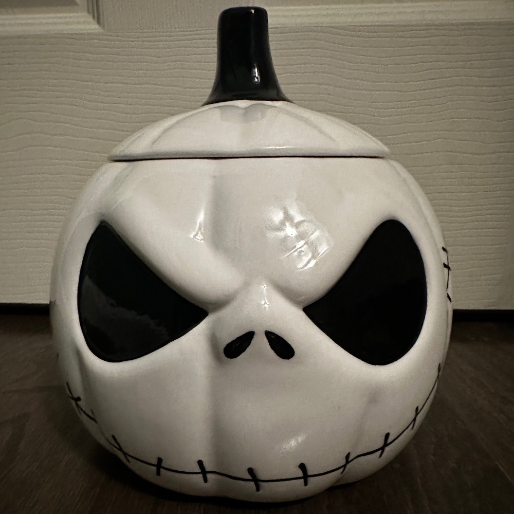 Disney Nightmare Before Christmas Pumpkin Cookie Jar - New